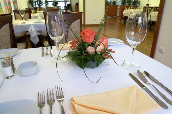 Marshal Hotel Bukarest Kültér fotó